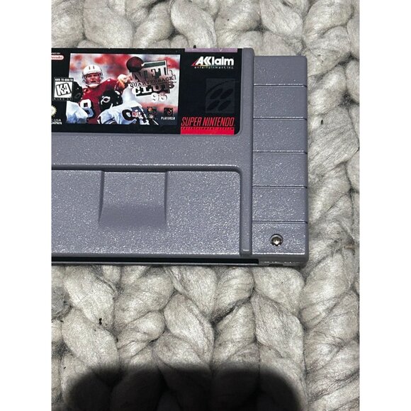 NFL Quarterback Club 96 Super Nintendo Acclaim Video Game - Picture 3 of 5